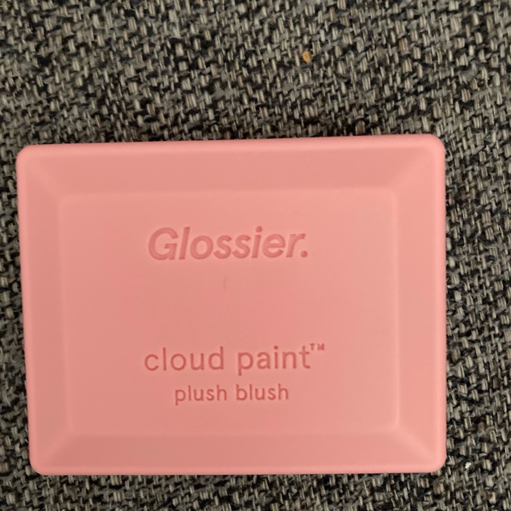 Glossier Cloud Paint Blush in Puff - Soft Pink - Picture 5 of 6